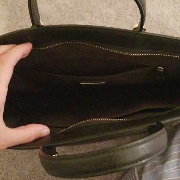 Black Furla leather tote. - Picture 4 of 8